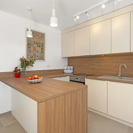 Villa Ogradina Near Pula With Sea View For 5 Persons Only 3 Km From The *