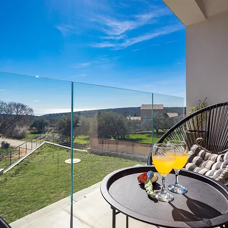 Villa Ogradina Near Pula With Sea View For 5 Persons Only 3 Km From The Krnica