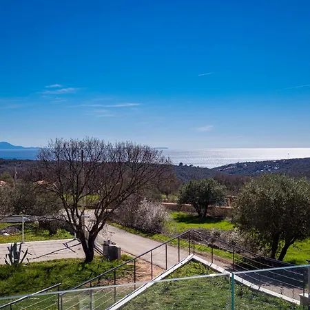 Ogradina Near Pula With Sea View For 5 Persons Only 3 Km From The *