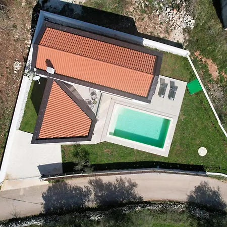 Villa Ogradina Near Pula With Sea View For 5 Persons Only 3 Km From The